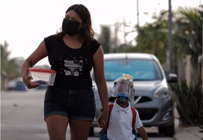 children return to school in quintana roo