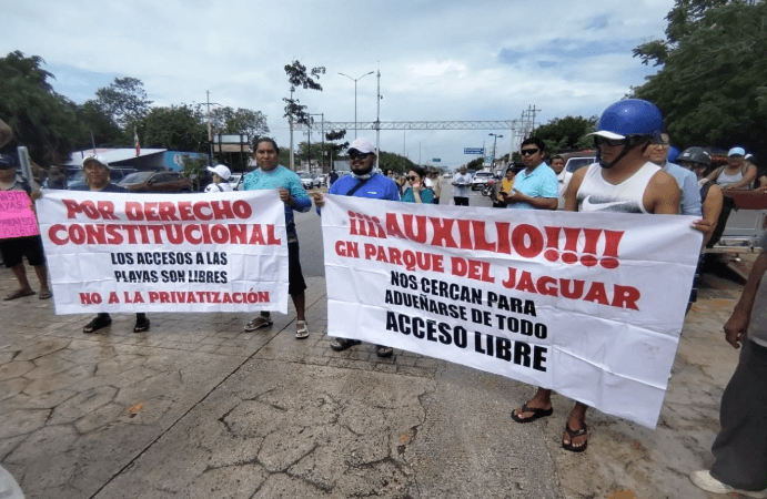 protests on 307 in tulum