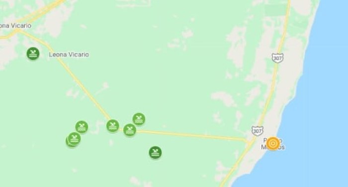 A map showing multiple green markers along roads near Leona Vicario in Mexico.$#$ CAPTION