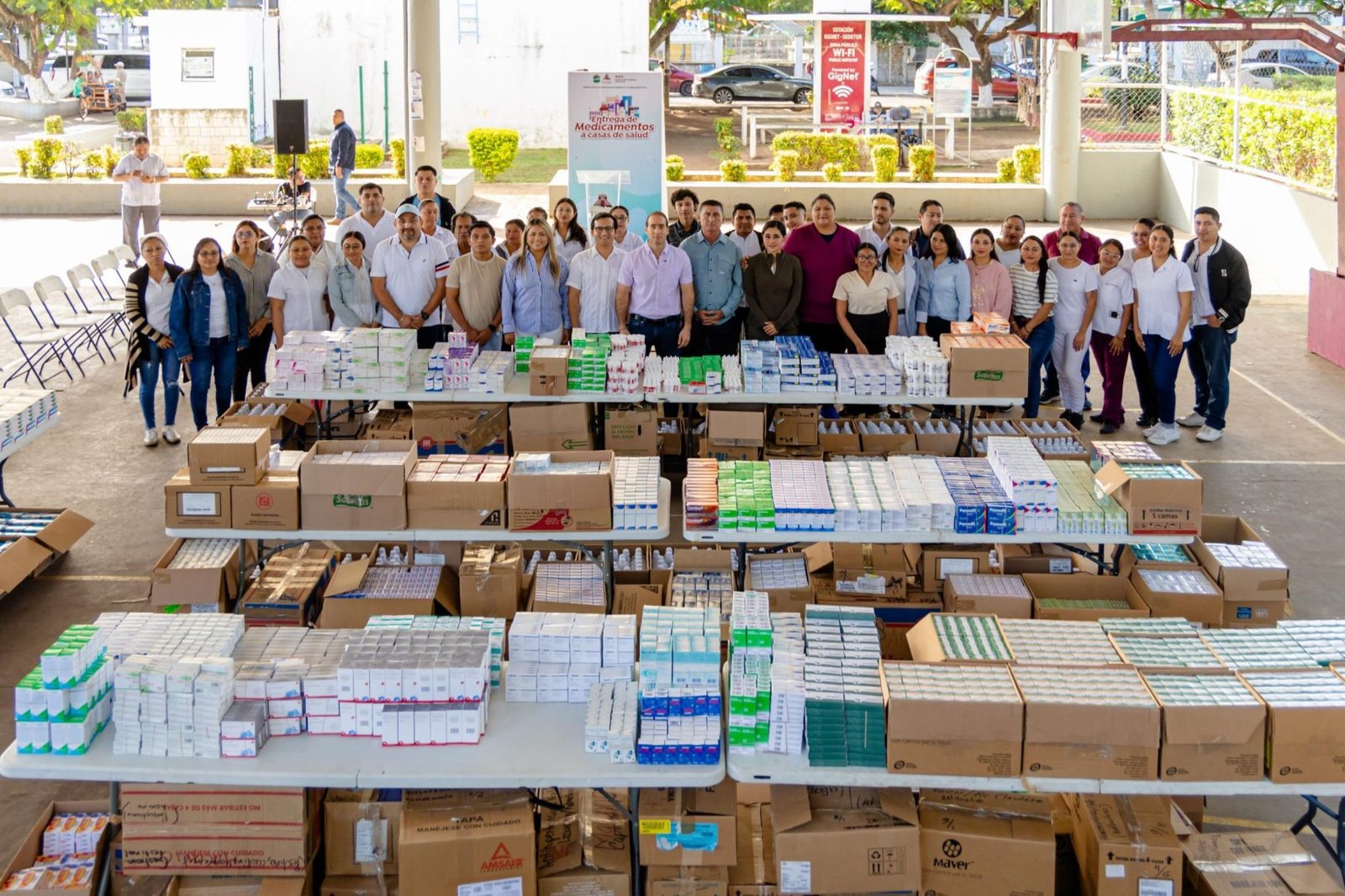 Medicine being delivered to a Health House in Tulum