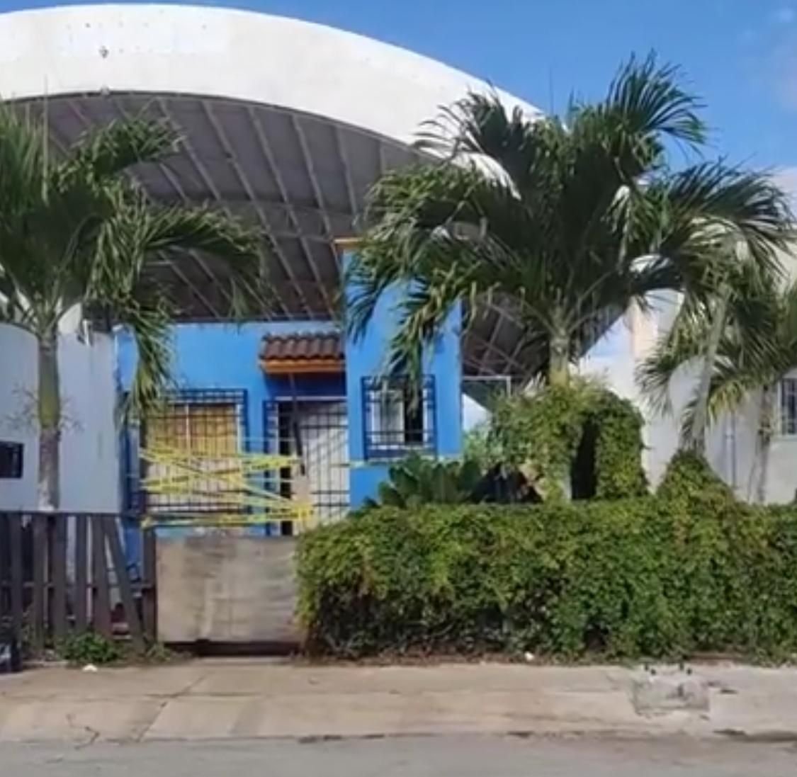 Crime scene at Villamar I residence in Playa del Carmen where two women were murdered