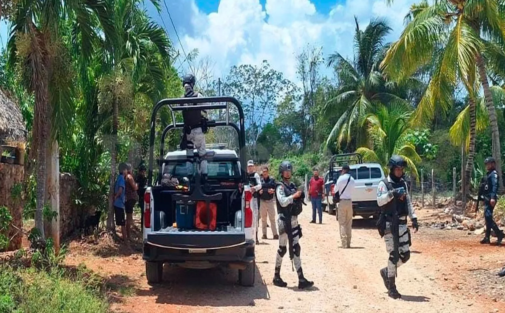 Armed commandos kidnap taco vendor in Tuzik Quintana Roo