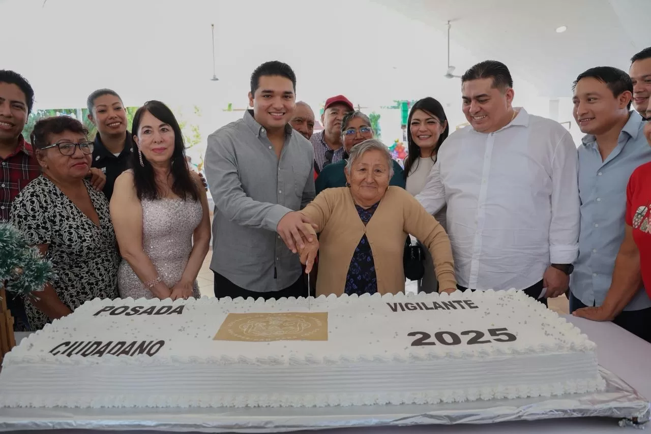 Citizen Watchers attending Christmas posada event in Playa del Carmen