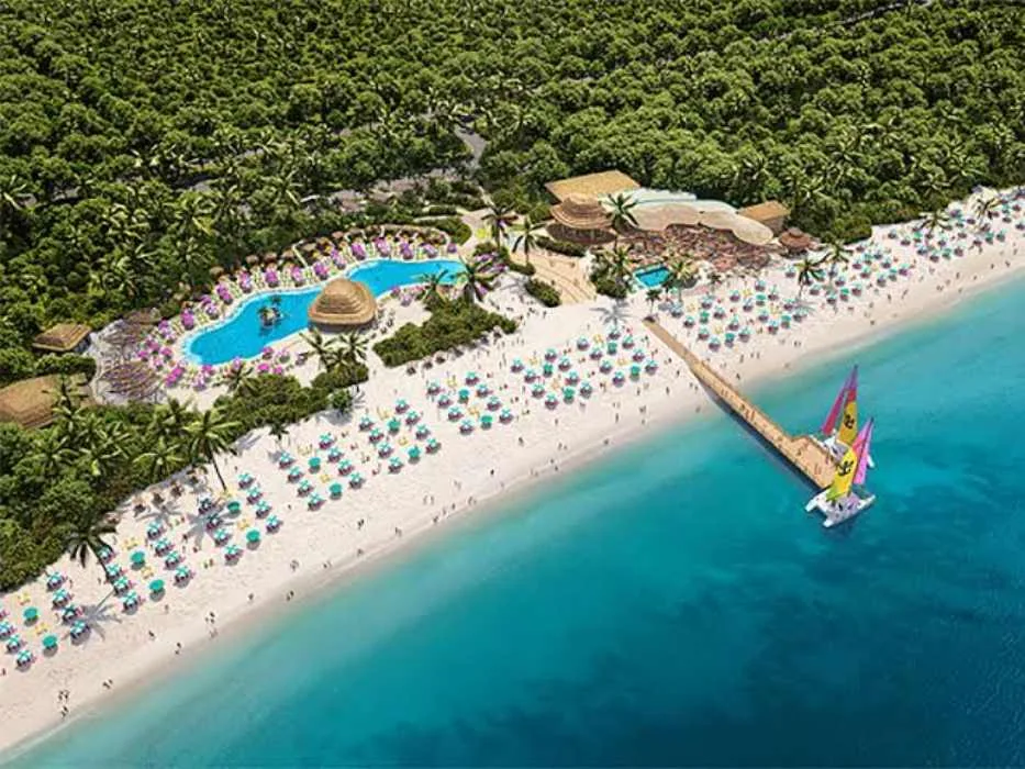 Activists protesting Royal Caribbean's proposed beach club development in Cozumel