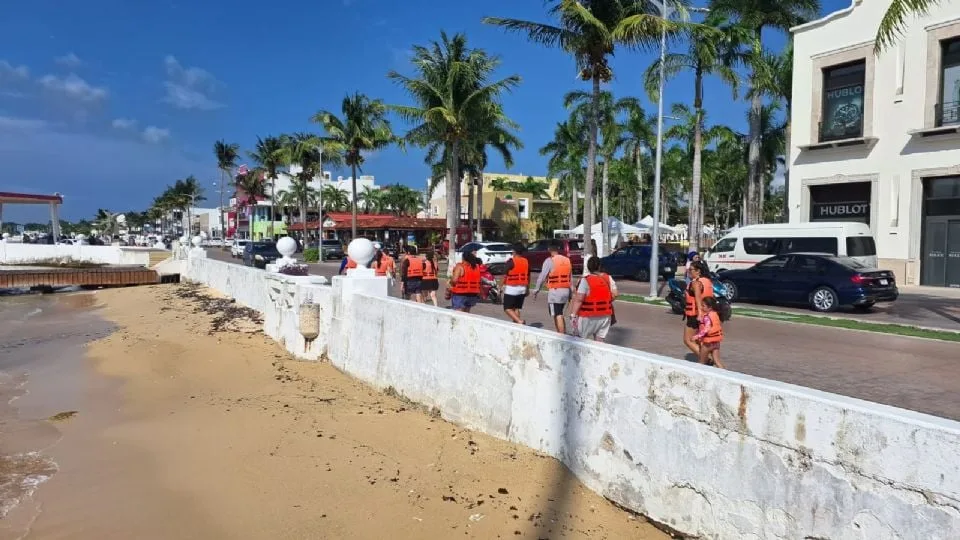 Cozumel tourism officials discussing RETURQ registry