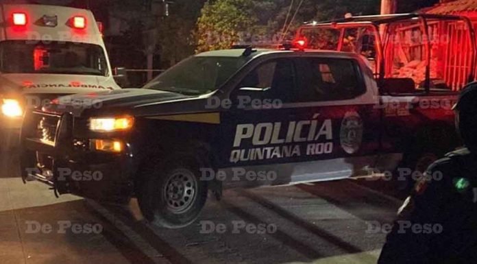 Police cordon off crime scene in Cancún's Supermanzana 69 after fatal brawl