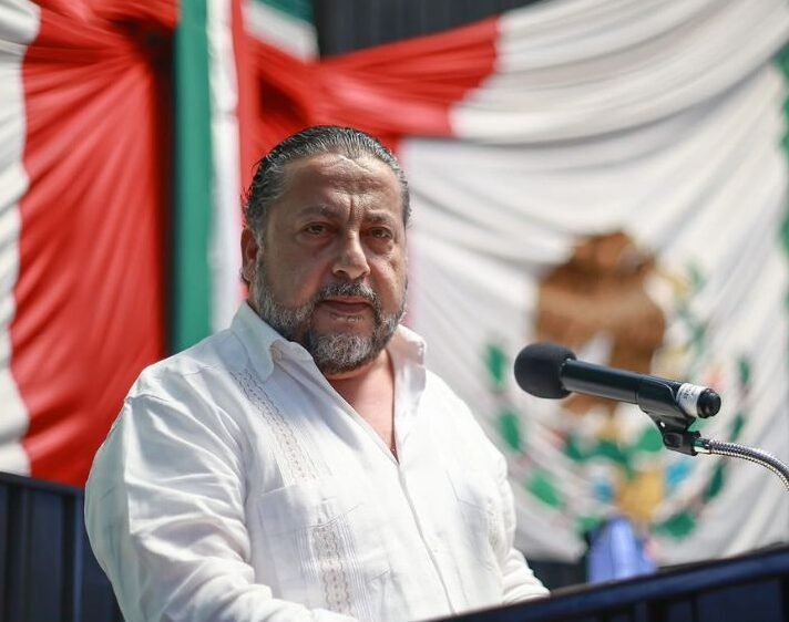 Jorge Sanen speaking about the Quintana Roo state anthem initiative