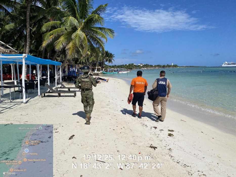 Mexican Navy personnel conducting winter lifeguard operation in Othón P Blanco