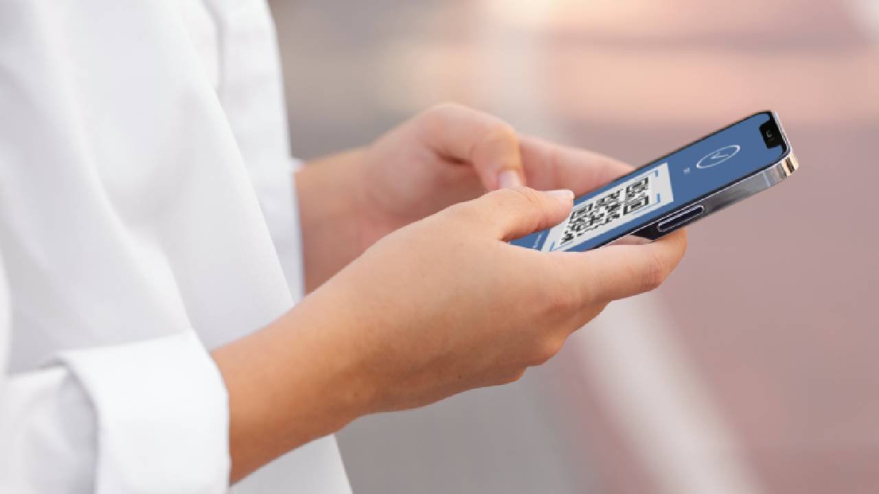 Illustration showing steps for Mexico's mandatory cell phone registration process