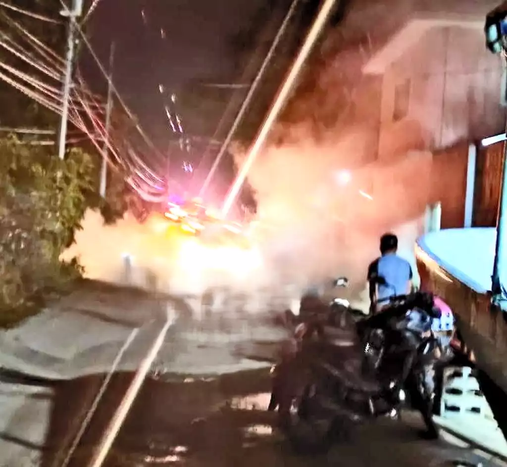 A pickup truck damaged by a Molotov cocktail attack in Cozumel