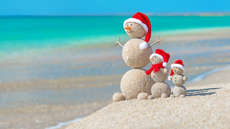 Image of Quintana Roo's December 2025 cultural calendar showing holiday events