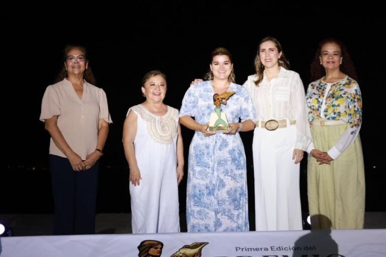 First municipal tourism awards ceremony in Isla Mujeres