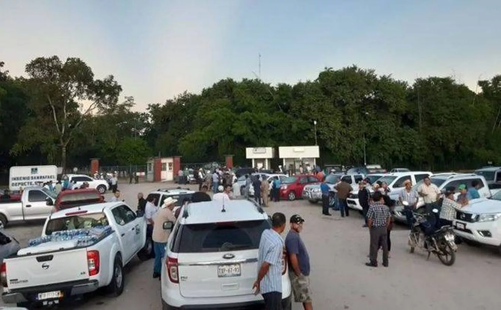 Sugar producers block San Rafael de Pucté mill in Quintana Roo