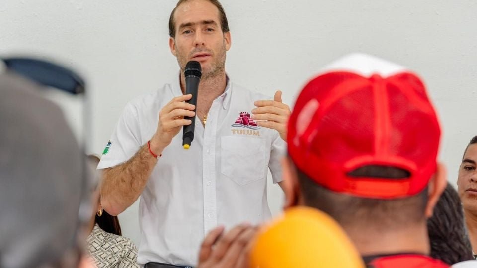 Municipal authorities and Zamna Group representatives at the Tulum Todo el Año presentation