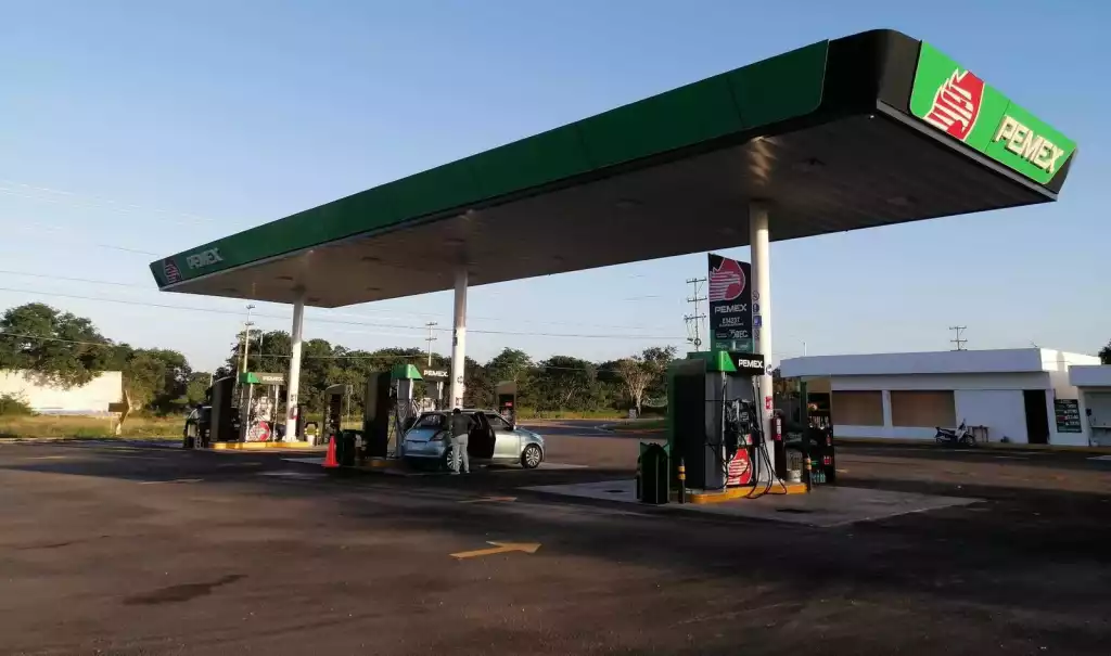 Graph showing Yucatán fuel prices remaining moderate compared to national averages