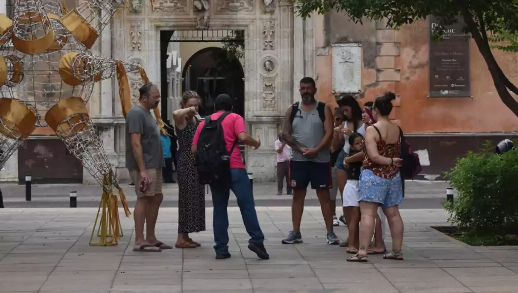 Infographic showing Yucatán as the second state in Mexico with the highest number of tourism projects