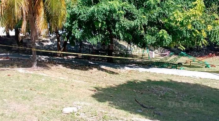 Body wrapped in tarp discovered in La Rejoyada park in Cancún