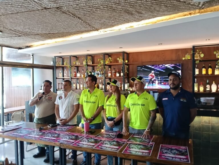 Motorcycle racing at the Cancún International Autodrome for the Cancún GP championship