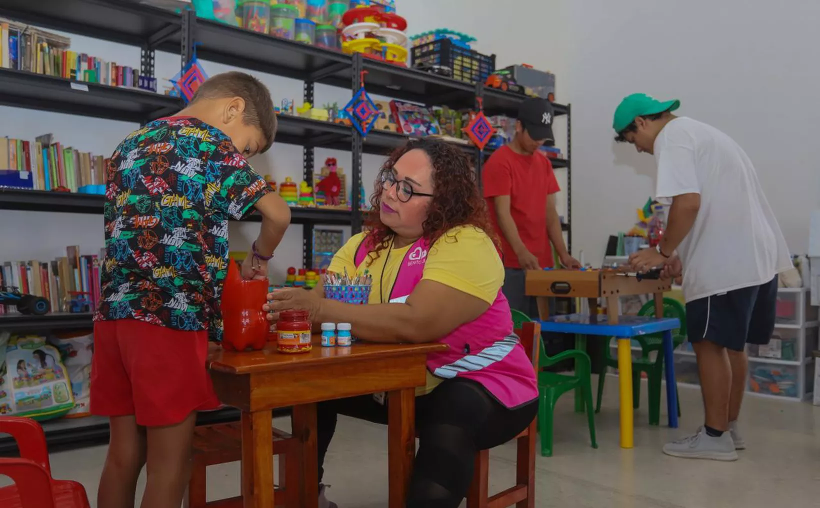Exterior view of the CASNNA migrant children's shelter in Cancún