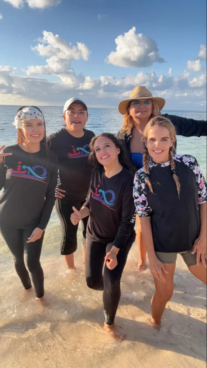 The Ori canoe team prepares for the Rumba Regatta 2026 competition in Puerto Venturas