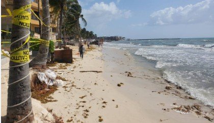 Erosion affecting beaches in Playa del Carmen, Quintana Roo