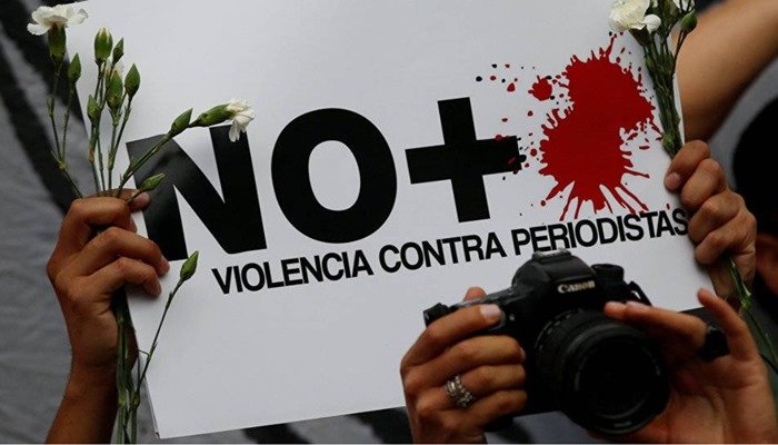 A protest or image symbolizing freedom of expression and press freedom in Mexico.