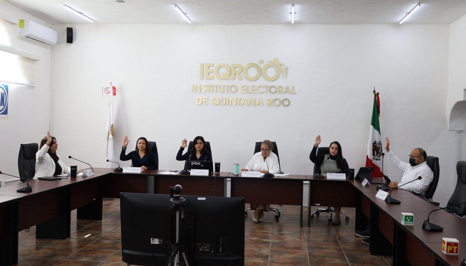 Children participating in the Drawing Democracy contest organized by the Quintana Roo Electoral Institute