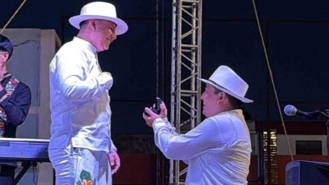 Leobardo May and Carlos Cetzal during their marriage proposal at the Tizimín vaquería