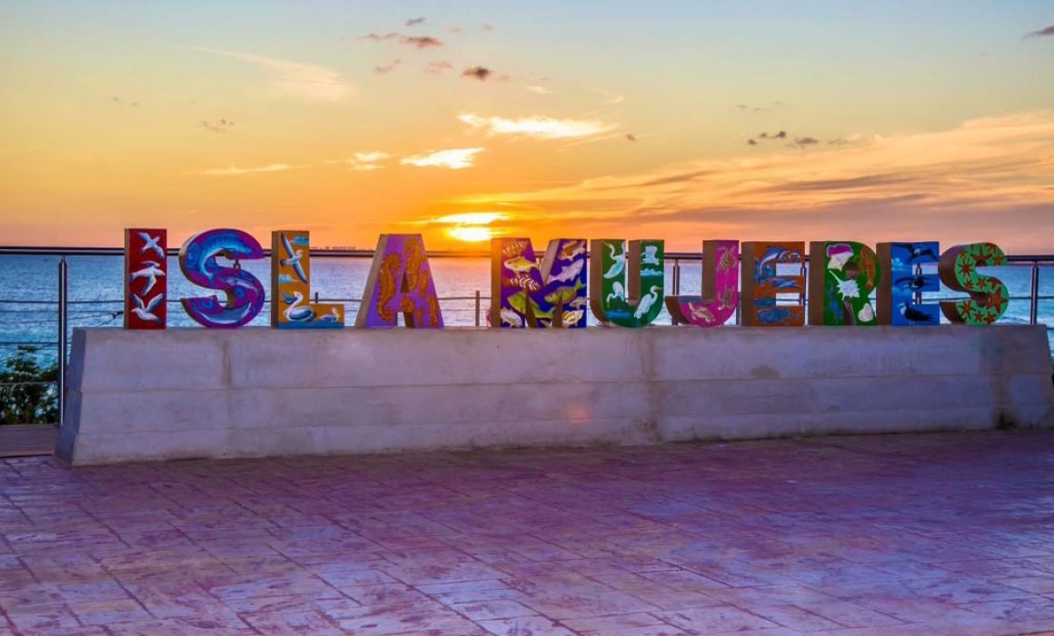 The newly inaugurated Mar Turquesa viewpoint in Isla Mujeres overlooking the Caribbean Sea