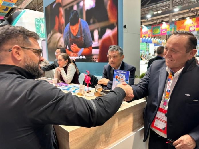 Mayan families in Kantunilkín and Holbox protesting property tax increases