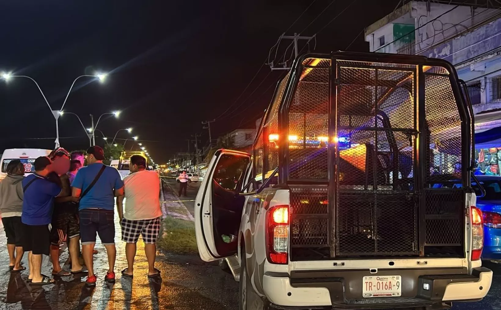 Scene of the traffic accident at El Crucero intersection in Cancún