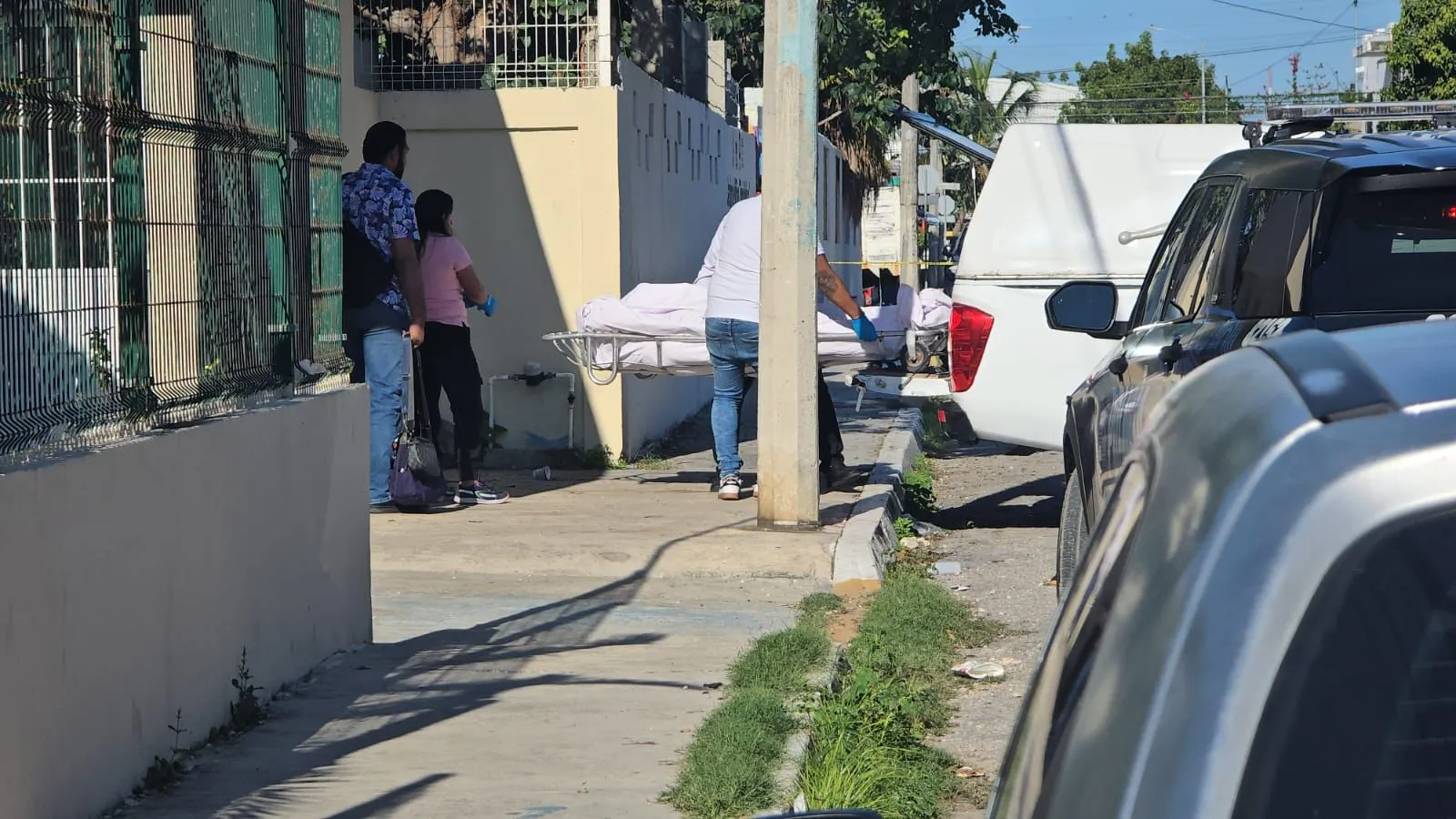 The sidewalk in Playa del Carmen's Nicte-Há neighborhood where a street vendor died