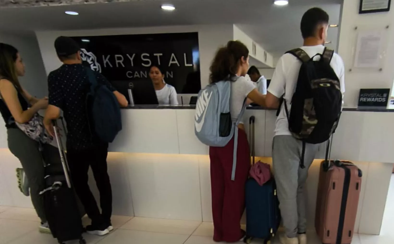 Illustration or photo related to vacation rental security operations in Quintana Roo