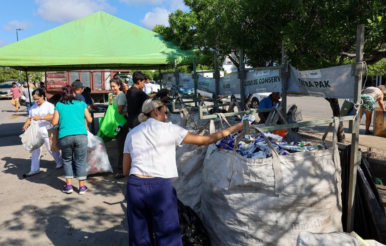 Official announcement of Reciclatón Cancún 2026 calendar by Benito Juárez Municipality