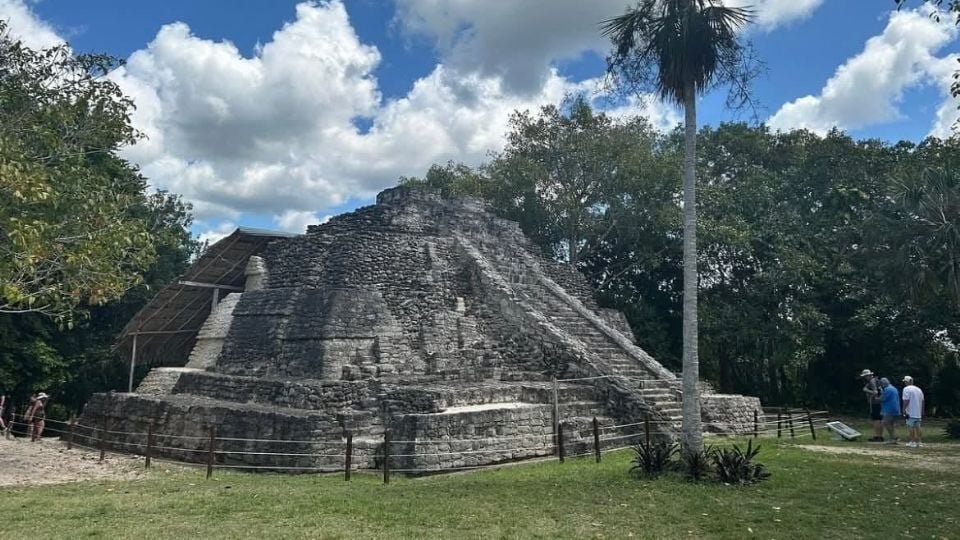 Sedetur officials negotiating fees at archaeological sites in Quintana Roo