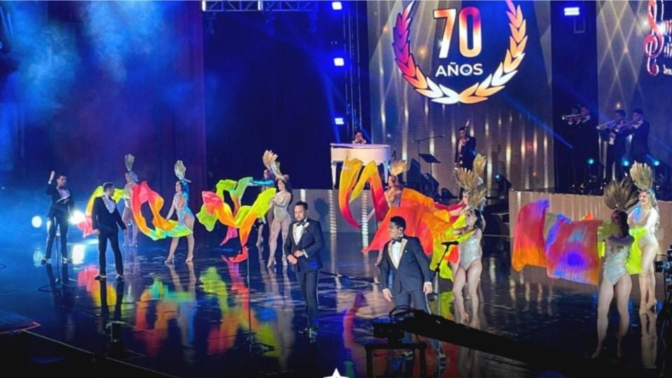 Promotional poster for Sonora Santanera's concert in Cancún