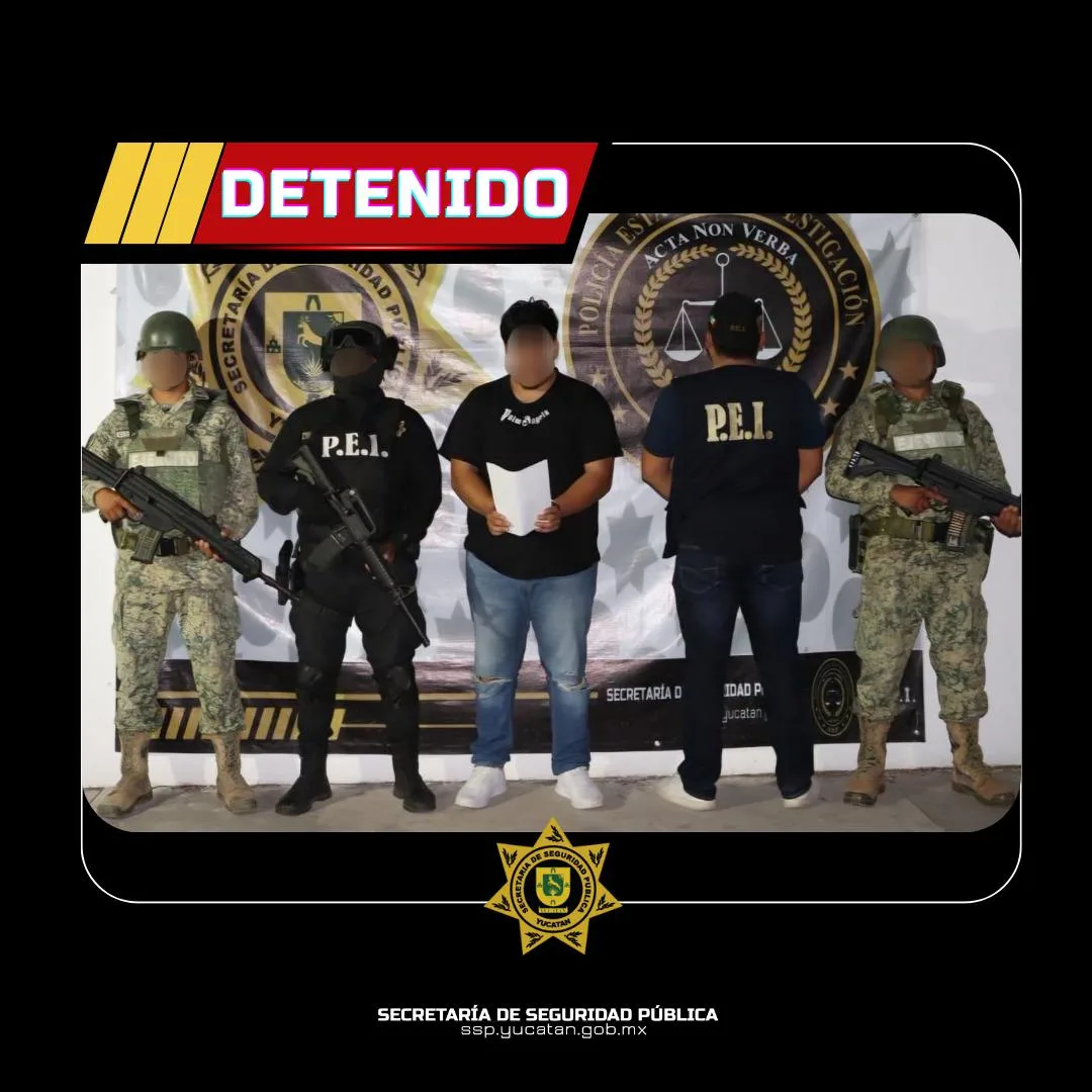 Police and forensic personnel at the scene of the triple homicide in Dzilam González, Yucatán