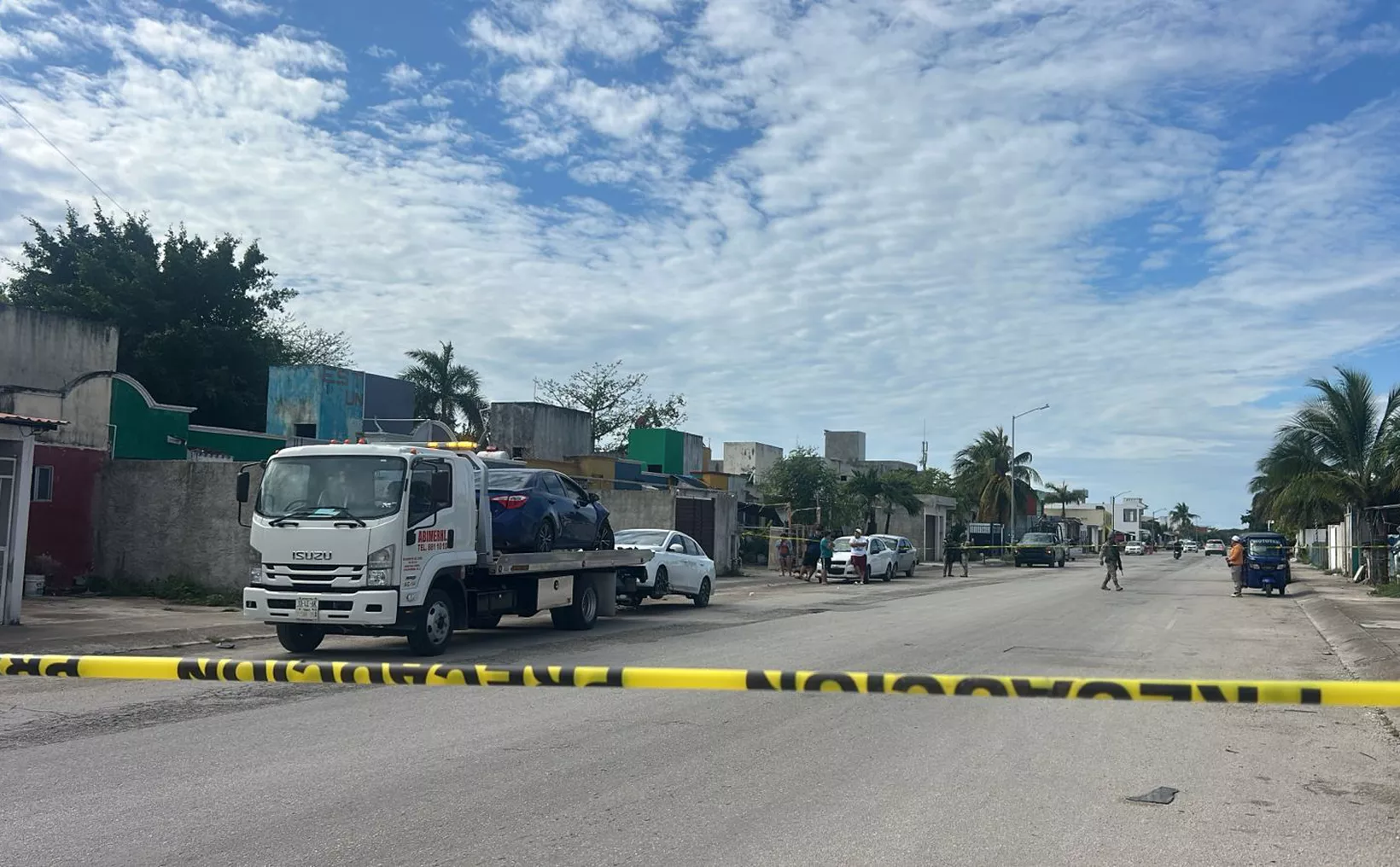 Police investigation at the scene of Uber driver shooting in Cancún