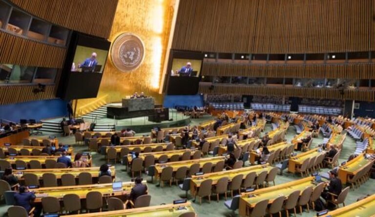 UN officials meeting with Mexican civil society representatives about torture prevention