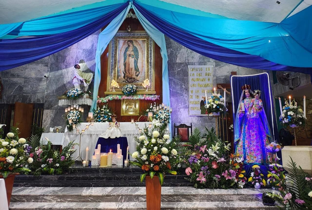 Preparations for the Virgin of Candelaria celebrations in Chetumal