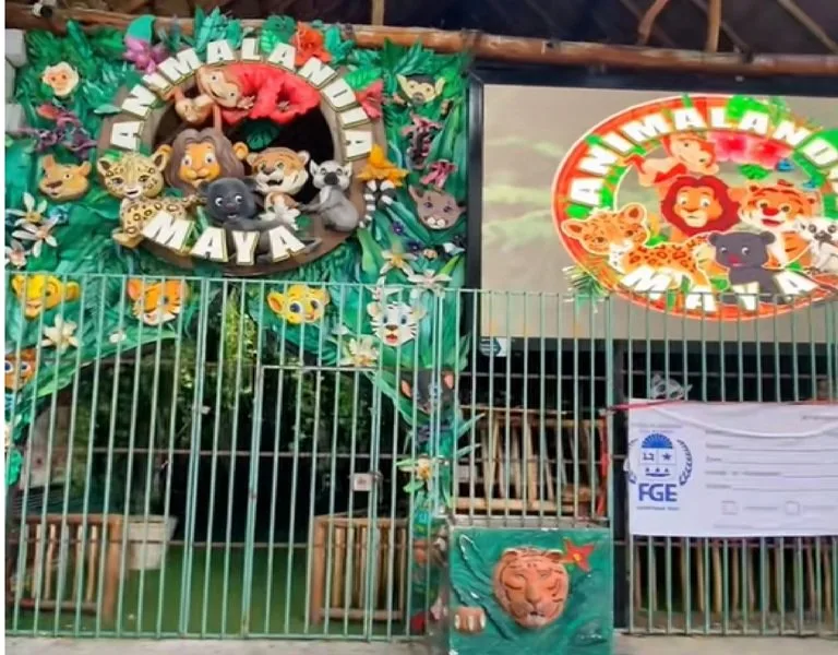 Exterior of Animalandia Maya on Fifth Avenue in Playa del Carmen, Quintana Roo