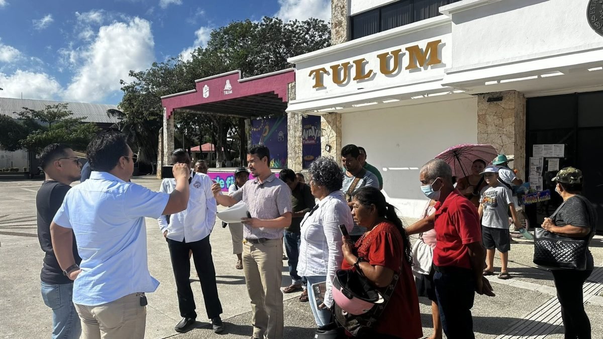 Members of Antorcha Campesina protest outside Tulum's municipal palace