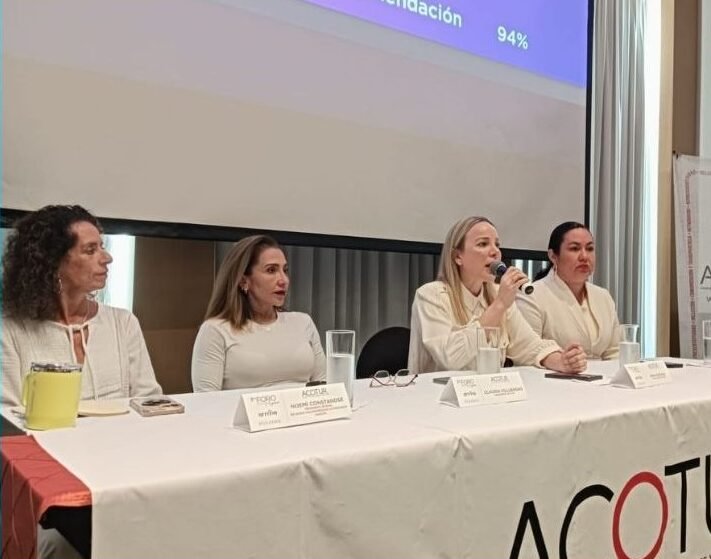 A view of a beachfront timeshare resort in Cancun, Quintana Roo