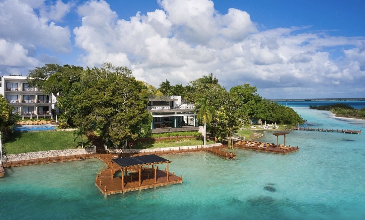 Exterior view of Chetumal International Airport terminal building