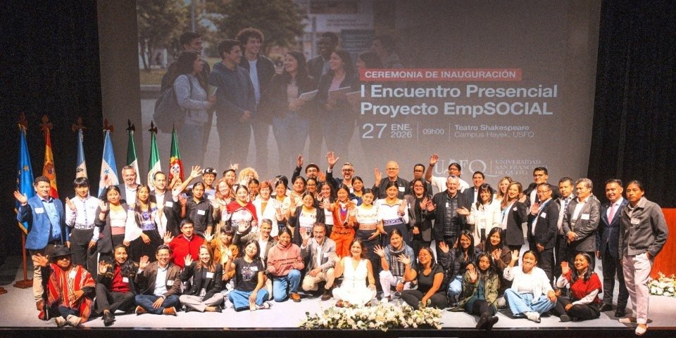 Participants at the EmpSOCIAL project meeting in Quito, Ecuador
