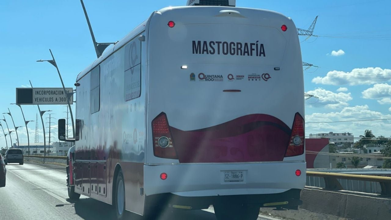 A mobile health caravan unit providing medical services in Quintana Roo