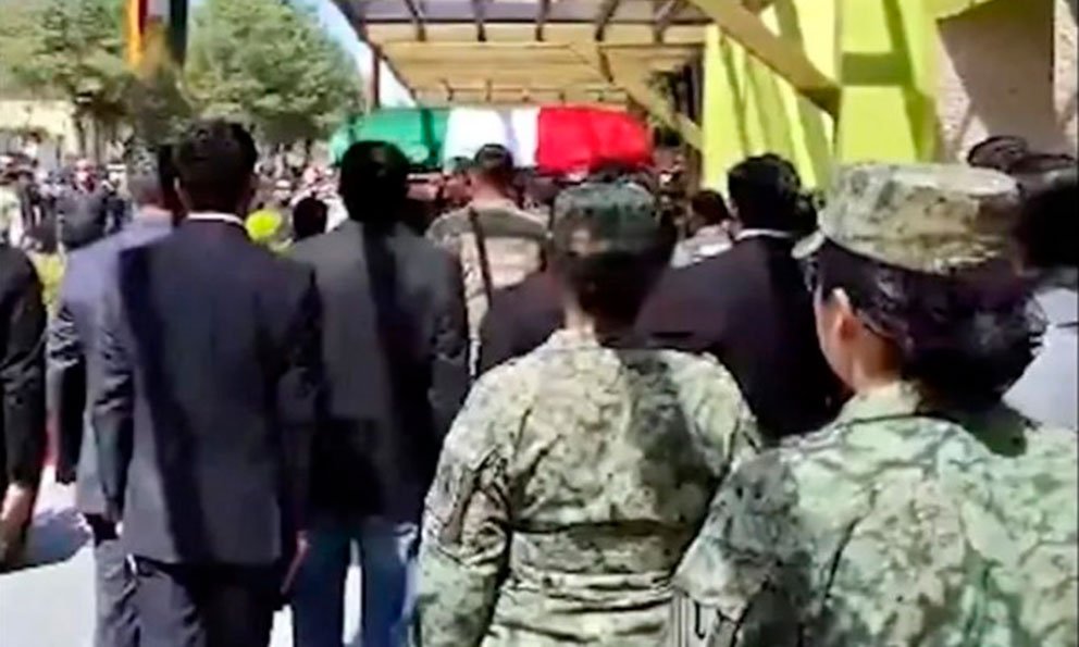 A military funeral ceremony for three National Guard members killed in an operation against drug lord 'El Mencho' at the Mexican Defense Ministry complex in Mexico City