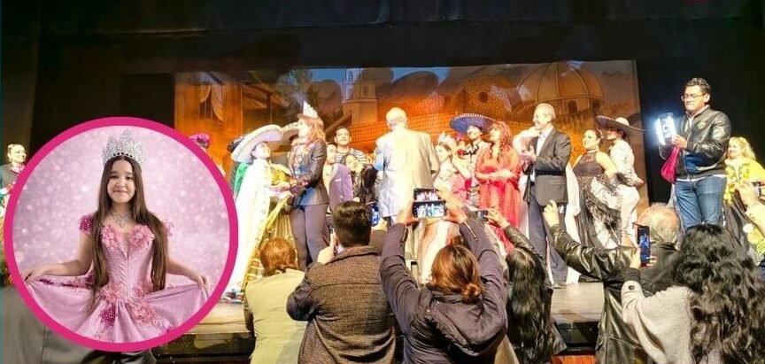 Nura Francis performing at the Mariachi Festival in Mexico City