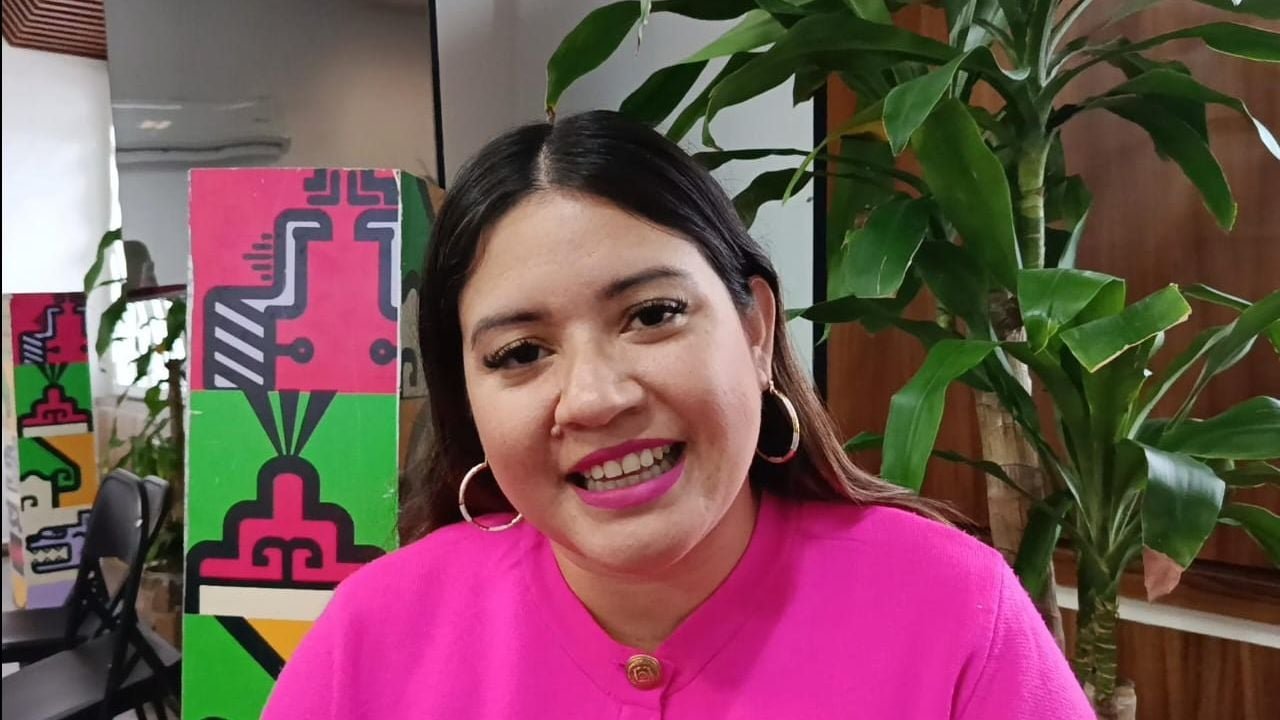 Playa del Carmen tourism secretary Estefania Hernandez presents at the Fitur trade fair in Madrid