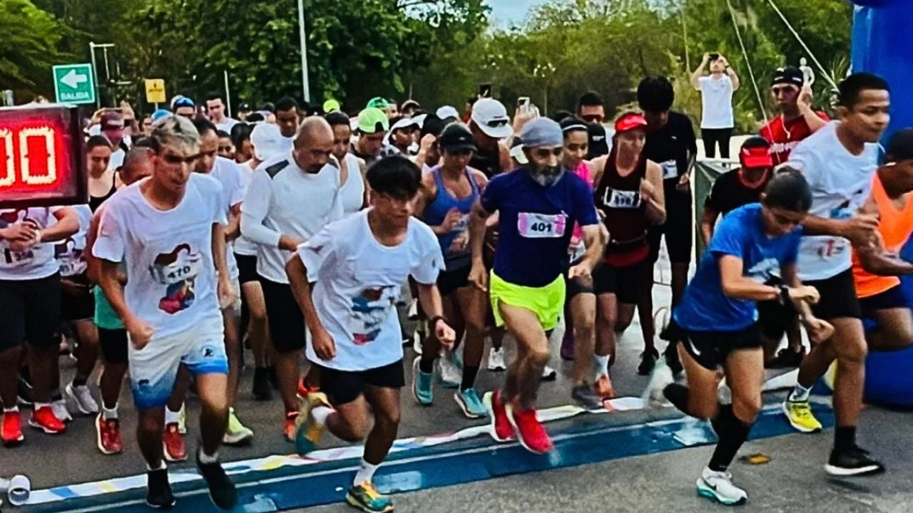 Participants at a charity run event in Puerto Morelos
